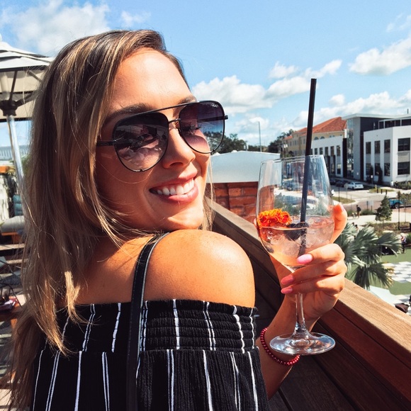 Meet your Posher, Samantha - Picture 1 of 1